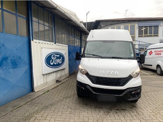 Iveco IVECO Daily V 35.14 2019 - daily 35 S14 V LH2 35 imagem 3