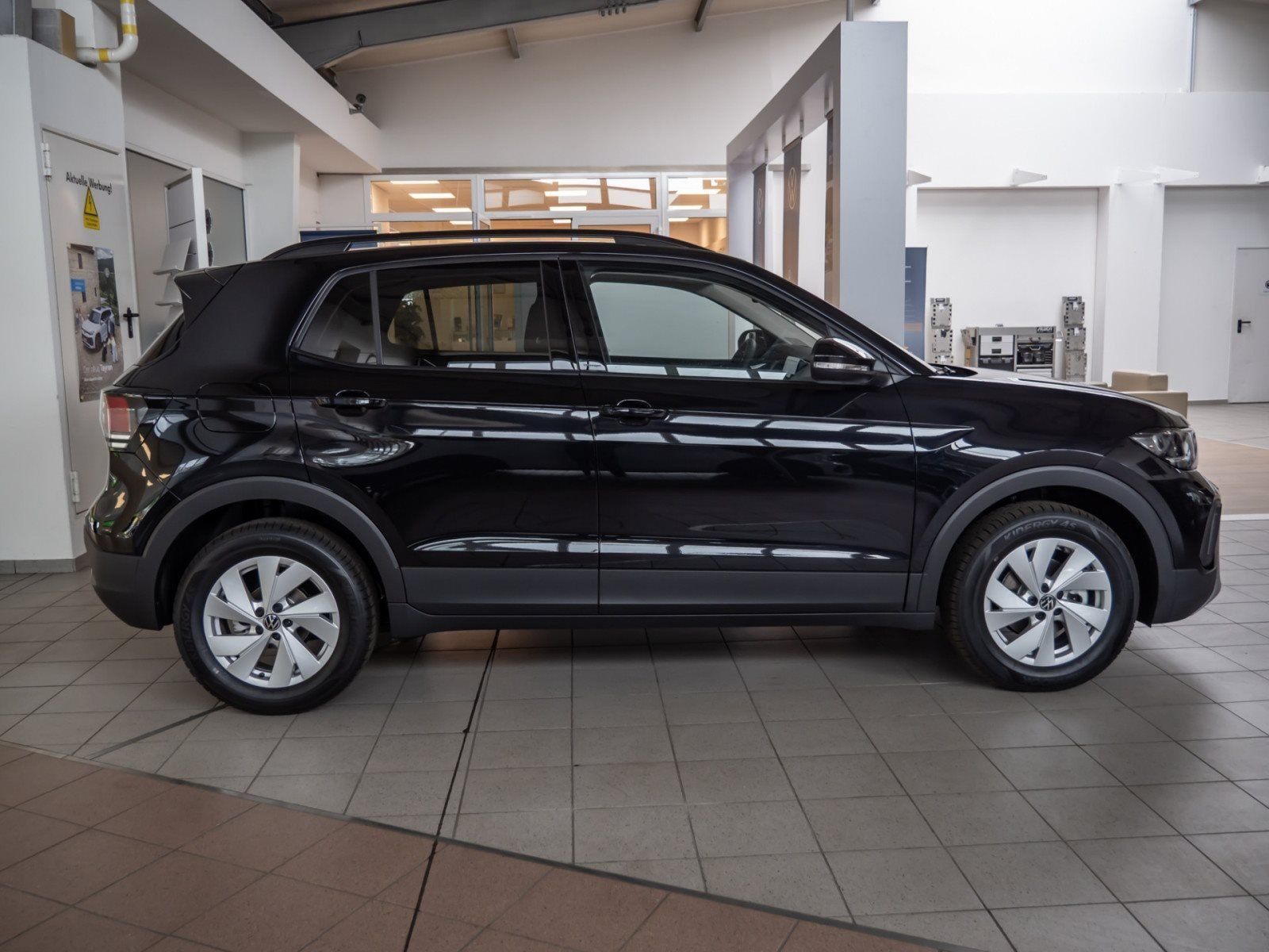 Volkswagen T-Cross Life 1.0 l TSI OPF DSG 2xKlima AHK AUT foto 4