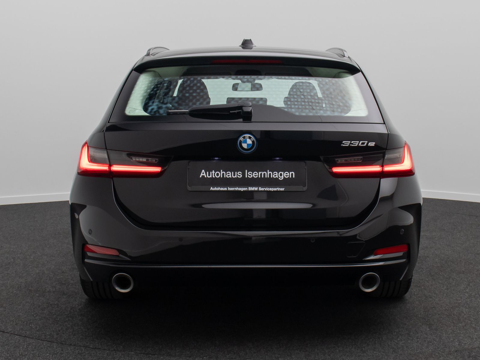 Fahrzeugabbildung BMW 330e DAB Widscreen Geschwindigkeitsreg Sport PDC