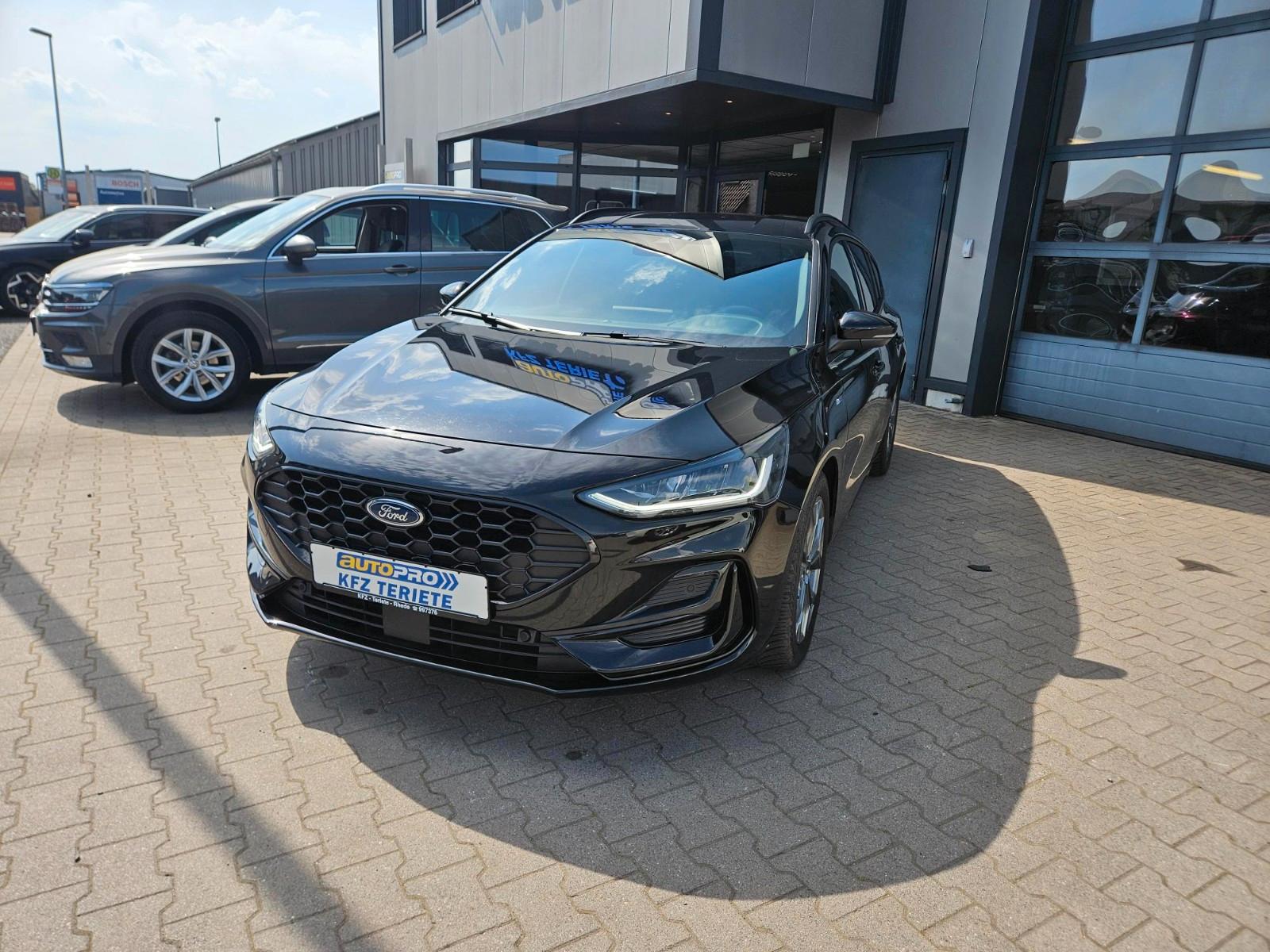 Ford Focus Turnier ST-Line ACC LED NAVI Kamera