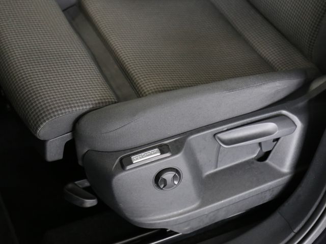 Volkswagen Caddy Maxi 2.0TDI NAVI KLIMA ACC STANDHZG AHK