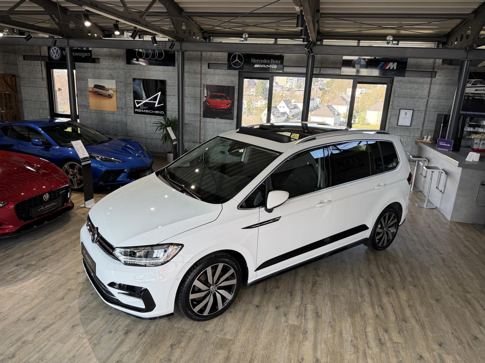 Volkswagen Touran R-Line DSG*PANO*ACC*LED*MASSAGE*