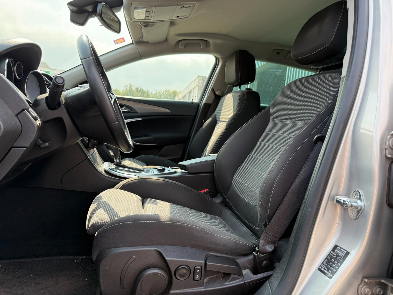 Opel Insignia 2012 — фото 17
