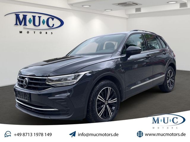 Volkswagen Tiguan 2.0 TDI Life 4Motion~Leder~AHK