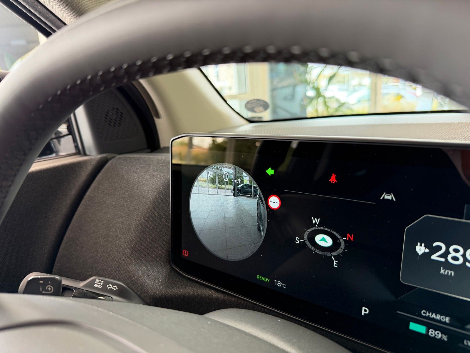 Fahrzeugabbildung Kia EV2 42.2 4S EARTH WIC 22AC TEC DWP DES