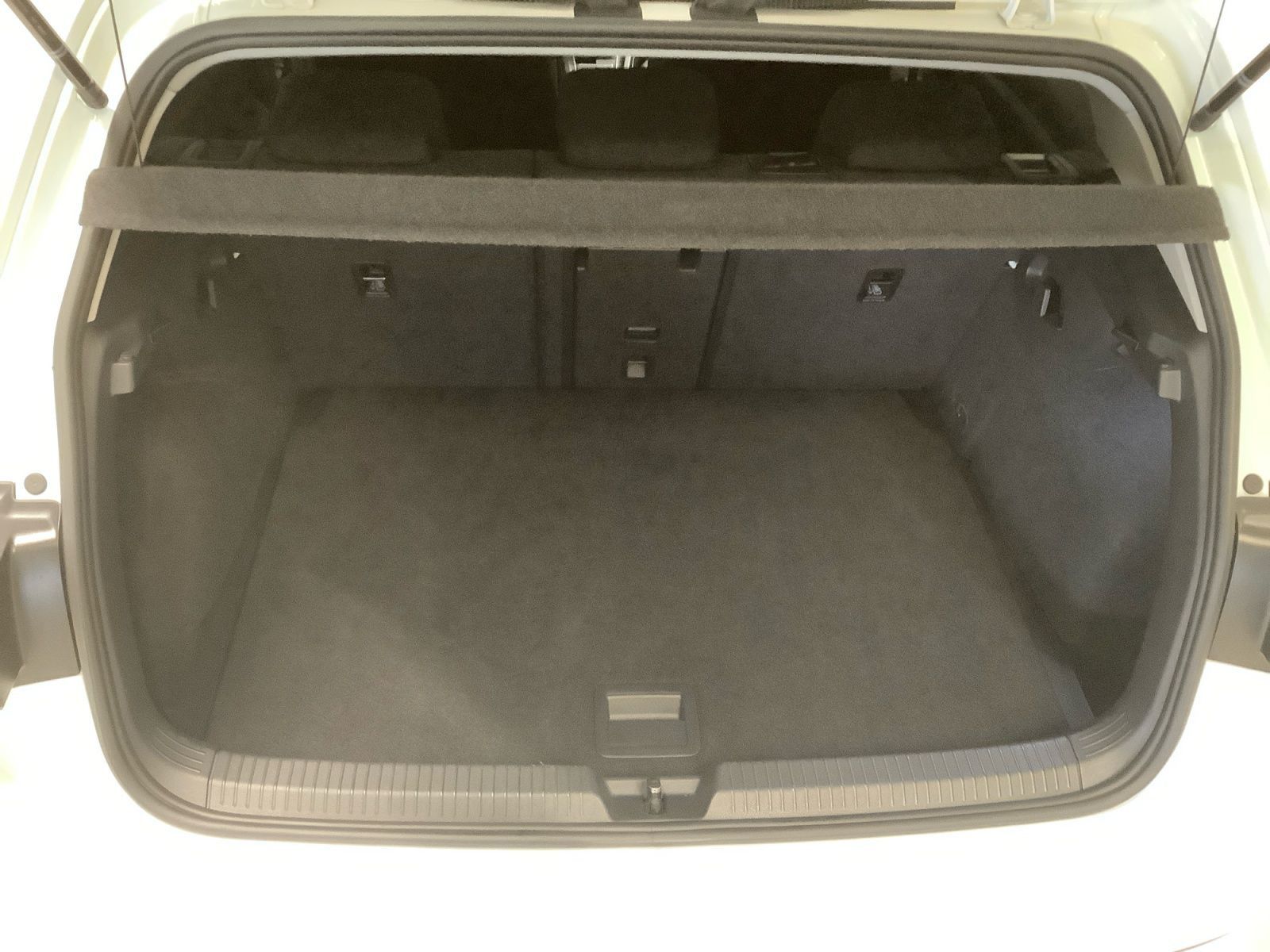 Golf Active 1,5 l TSI 96 kW Matrix, Standheizun