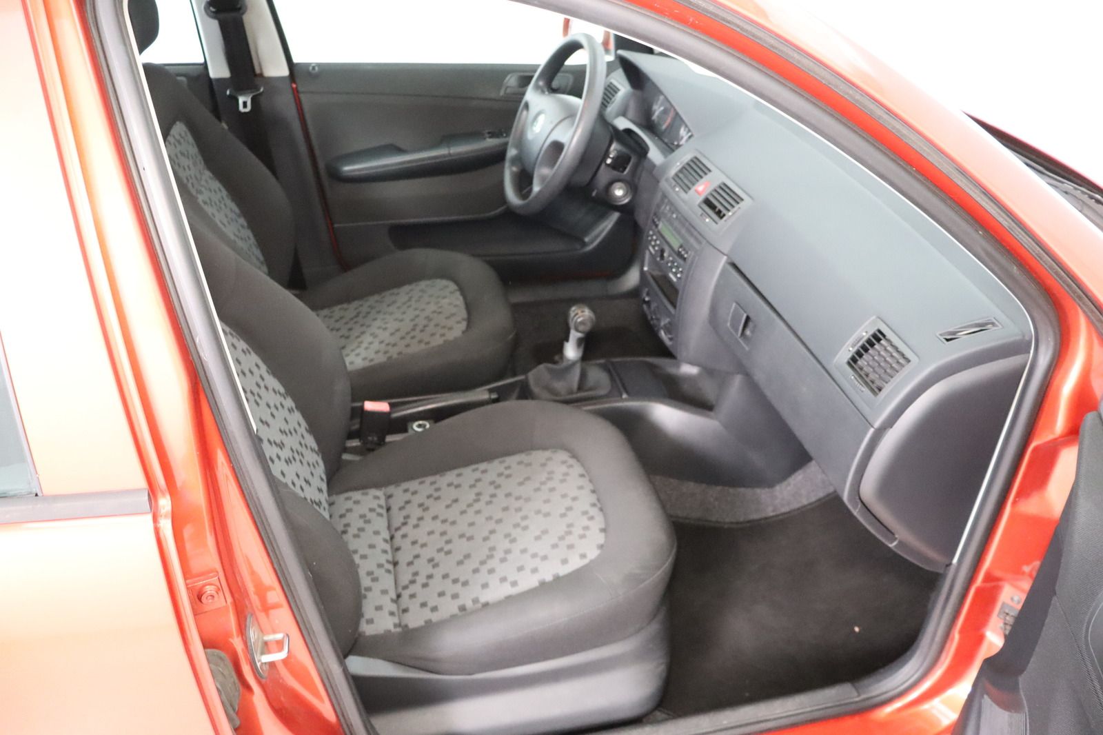 Fahrzeugabbildung SKODA Fabia 1.4 16V Cool Edition * Klima *