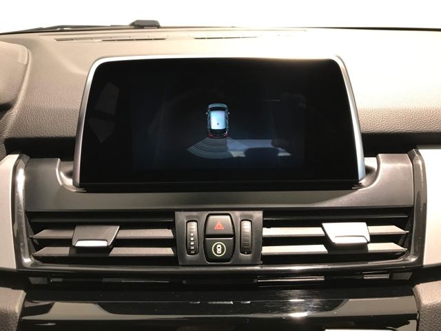 BMW Active Tourer 225xe KLIMA LED NAV PDC SHZ TEMP