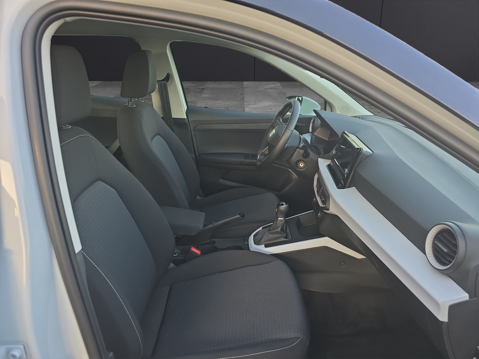 Fahrzeugabbildung SEAT Arona Style Edition 1.0 TSI ACC LED