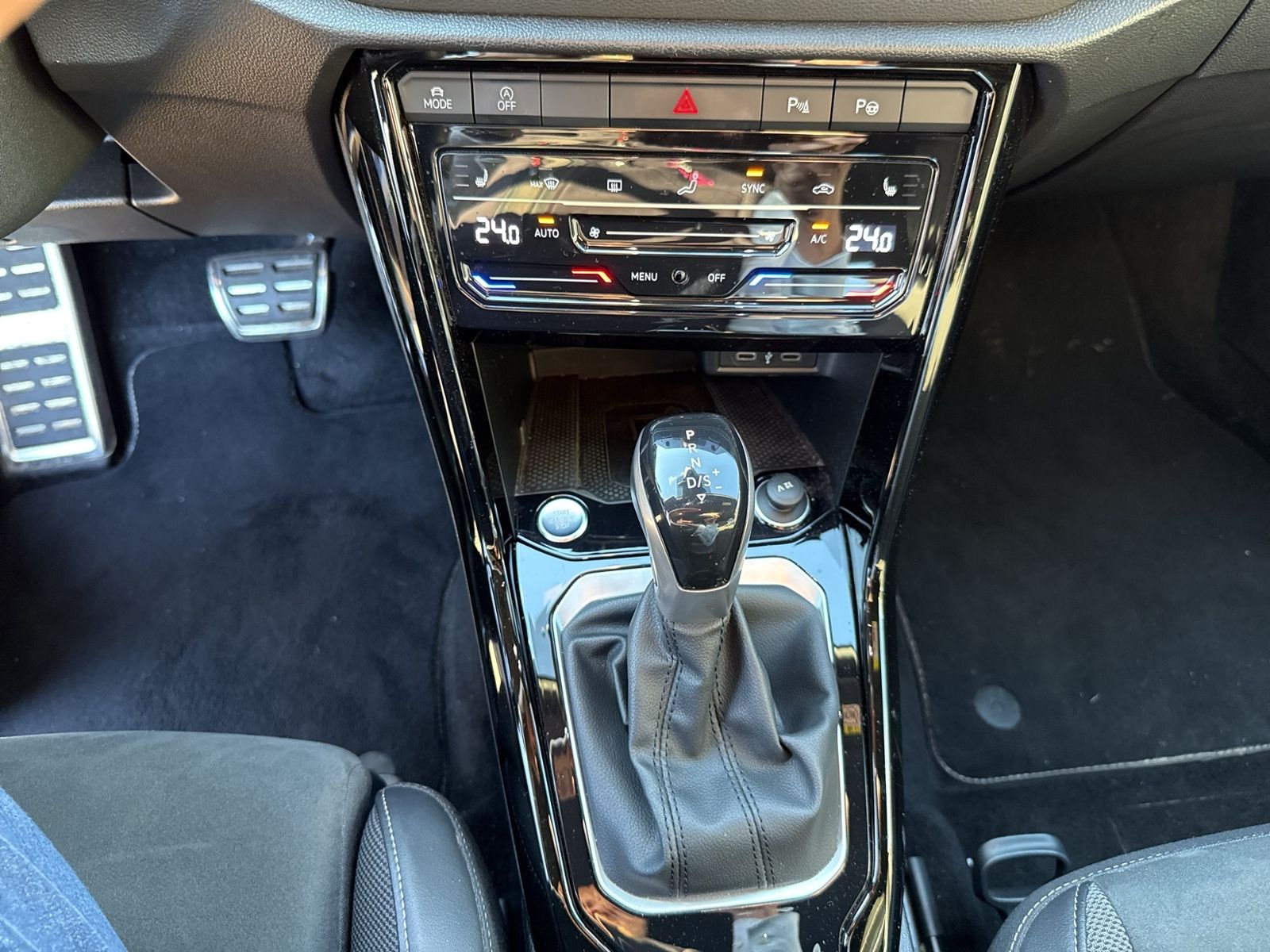 T-Roc R-Line 1.5 l TSI, Black Style, Matrix LED,