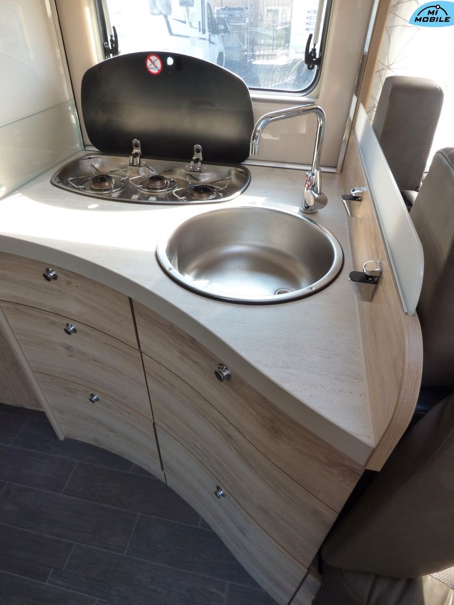 Fahrzeugabbildung Eura Mobil Profila T 675 SB *Black November Preis*