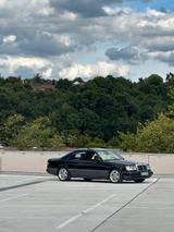 Mercedes-Benz Mercedes Benz W124 E 320 C320 - Mercedes-Benz C 320: Coupe