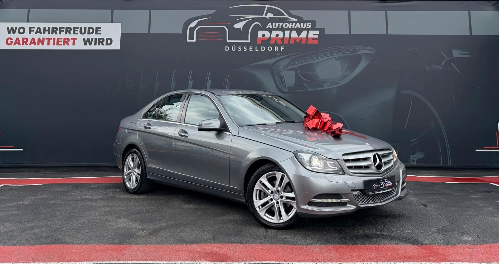 Mercedes-Benz C180 CGI BlueEfficiency*Bi-Xenon-Navi*Avantgarde