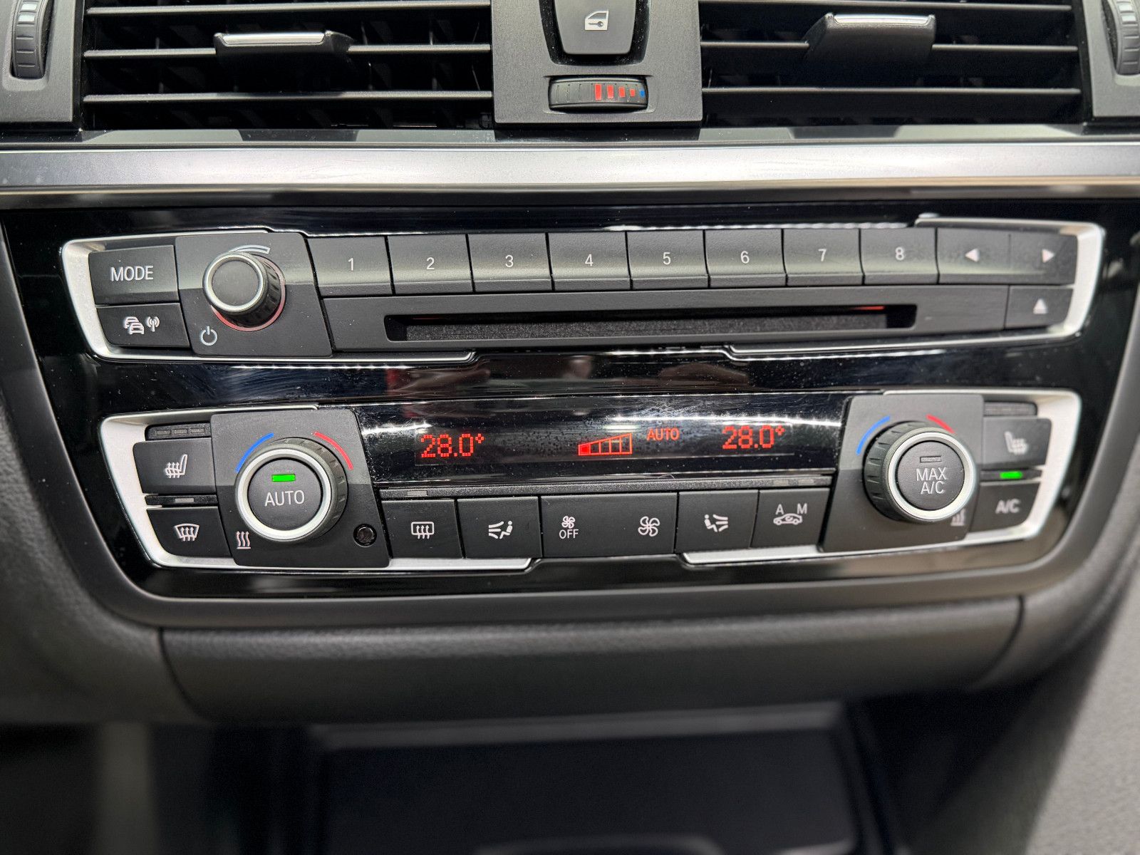 Fahrzeugabbildung BMW BMW 435i xDrive Coupe M Sport|INDIVIDUAL|H/K|HuD