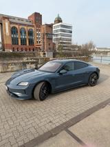 Porsche Taycan 4, 4 Mona te LP 152 T€ Hinterradlenkung