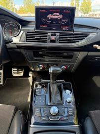 2012 AUDI A7 — миниатюра 12