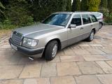 Mercedes-Benz 300 W124 Turbodiesel Klimaanlage 128tkm - Mercedes-Benz 300: Turbodiesel