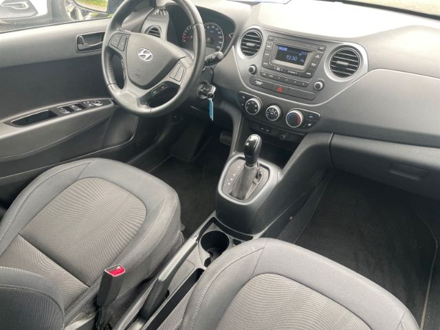 Fahrzeugabbildung Hyundai i10 1.2 YES! Klimaanlage, Sitzheizung