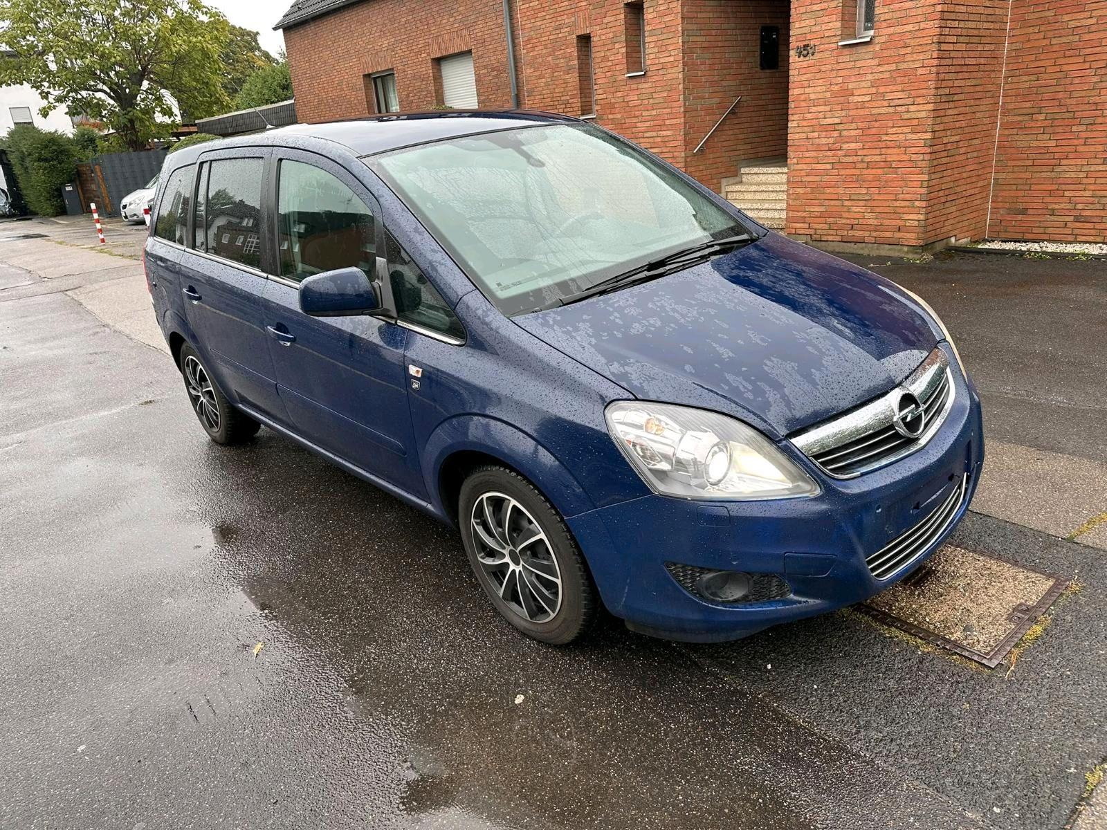 Opel Zafira, 2010