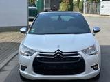 Citroën DS4 e-HDi 115 Urban Show*Navi*Blis*Klimaauto*EU6 - : Allradantrieb, Show