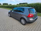 Volkswagen Golf V 1,6 i Lim. 5 türig Automatic Tour - Volkswagen Golf: Automatic