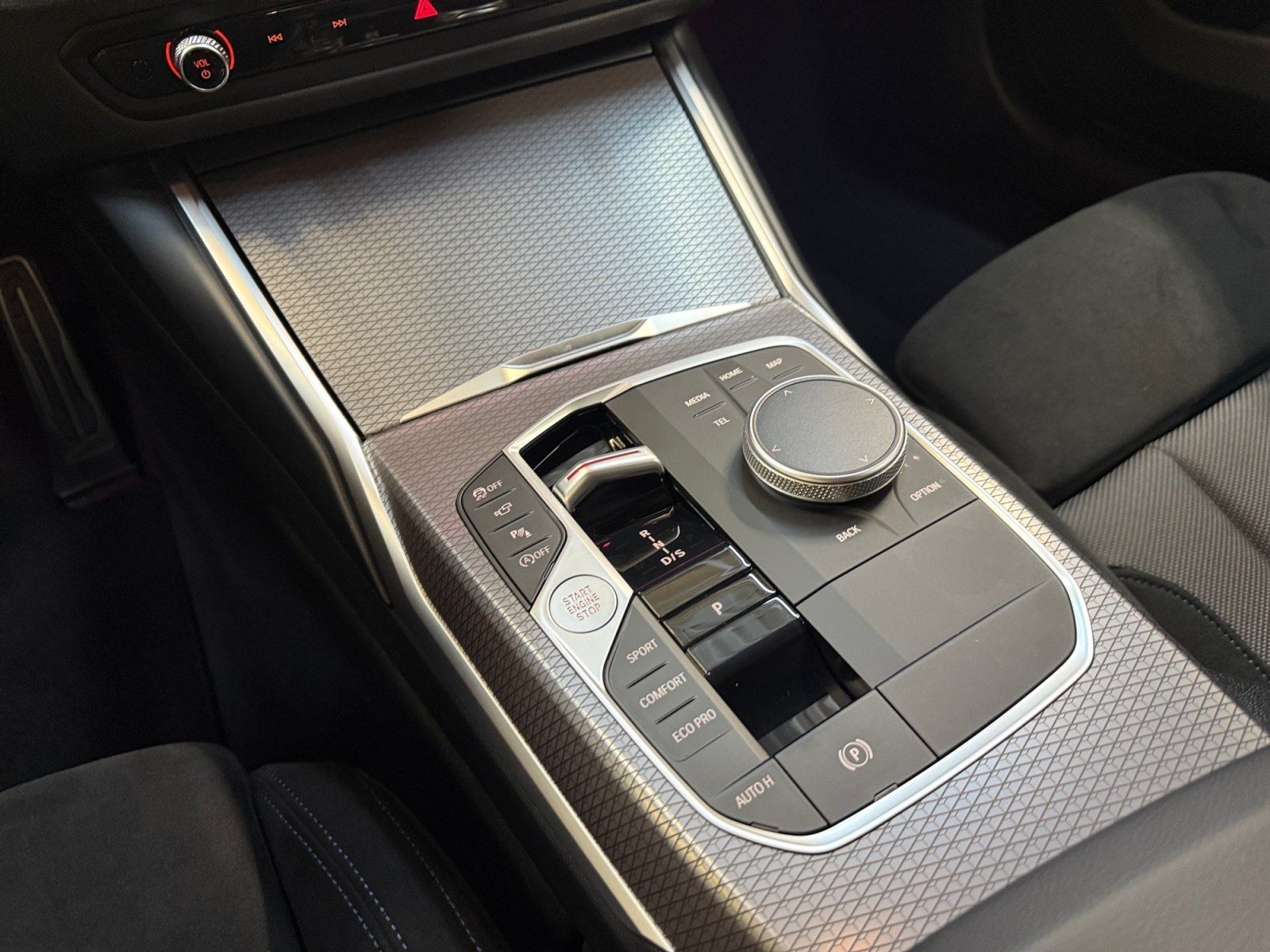 BMW 320 - Bild 9