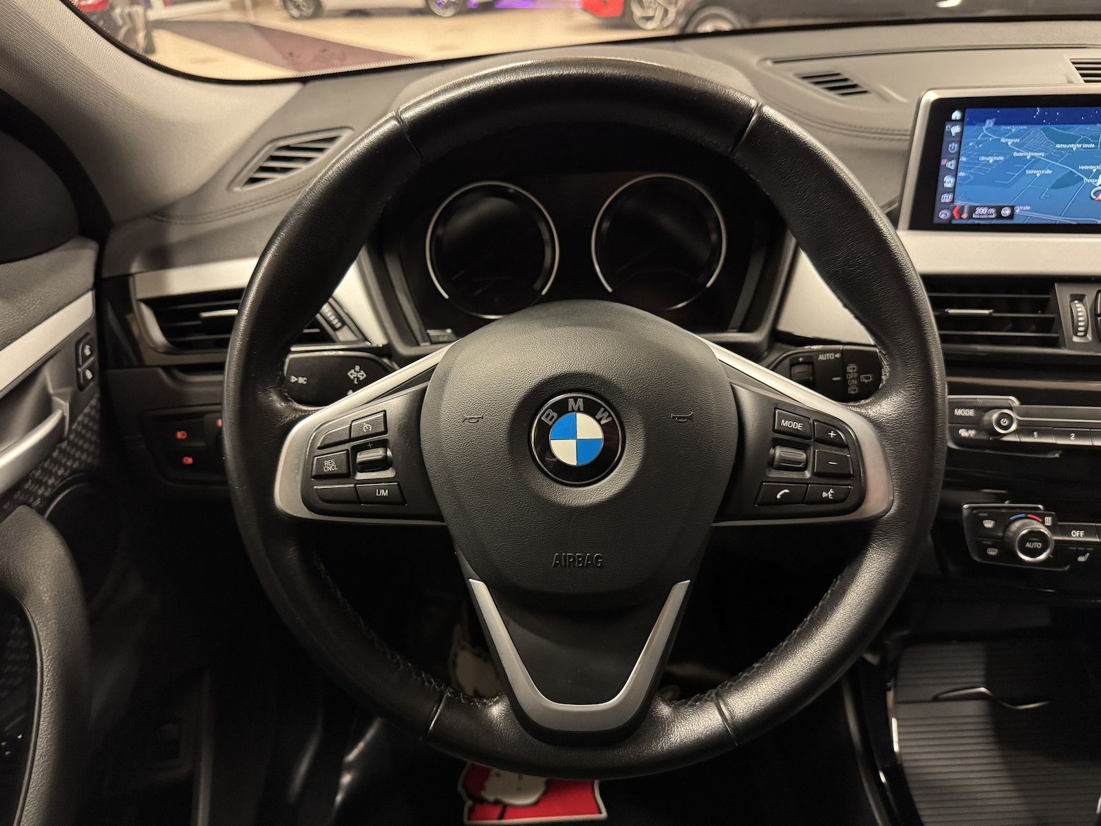 Fahrzeugabbildung BMW X2 xDrive 20i /LED/Navi/Ahk/VZE/Park-Ass