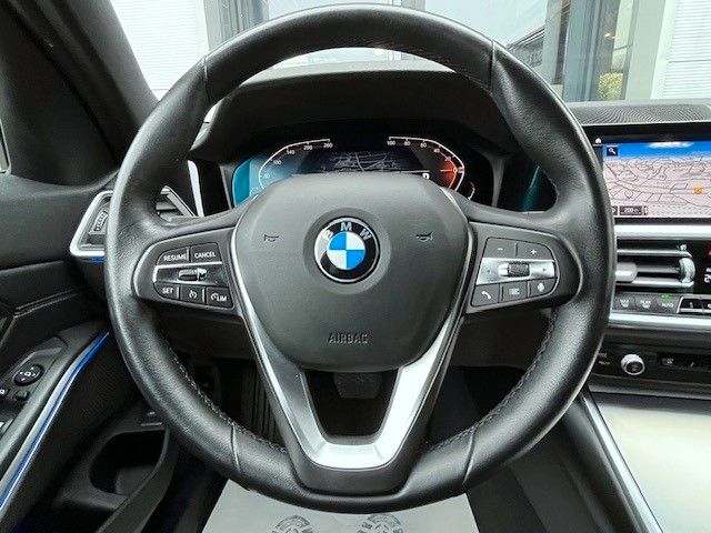 BMW 318d Touring LED LIVE-COCKPIT DRIVING KAMERA foto 13
