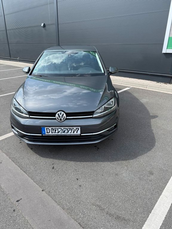 Image of Volkswagen Golf