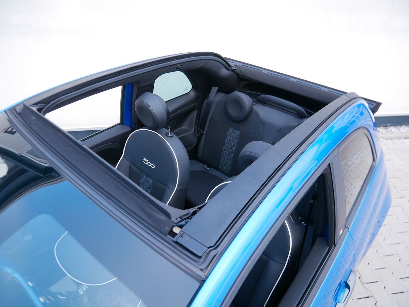 Fahrzeugabbildung Fiat 500 C 1.0 Sport Faltdach Klimaautomatik PDC ALU