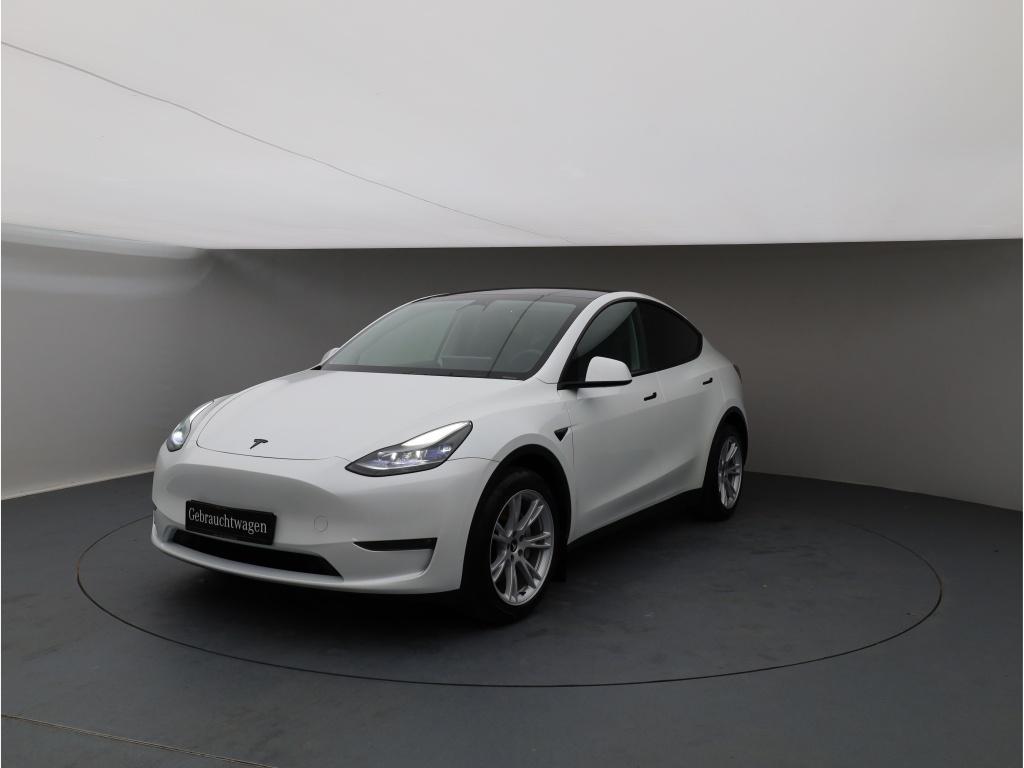 Tesla Model Y Dual AWD Pano 4xSHZ HD Kamera