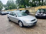 Ford Mondeo 2,0 BENZIN BJ-2002 KLIMA NAVI EURO 4 KAT - Ford Mondeo aus 2002: 2.0