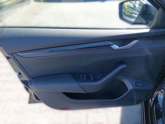 Octavia Combi RS 2.0 TSI 195kW MATRIXLED*HUD*KAM