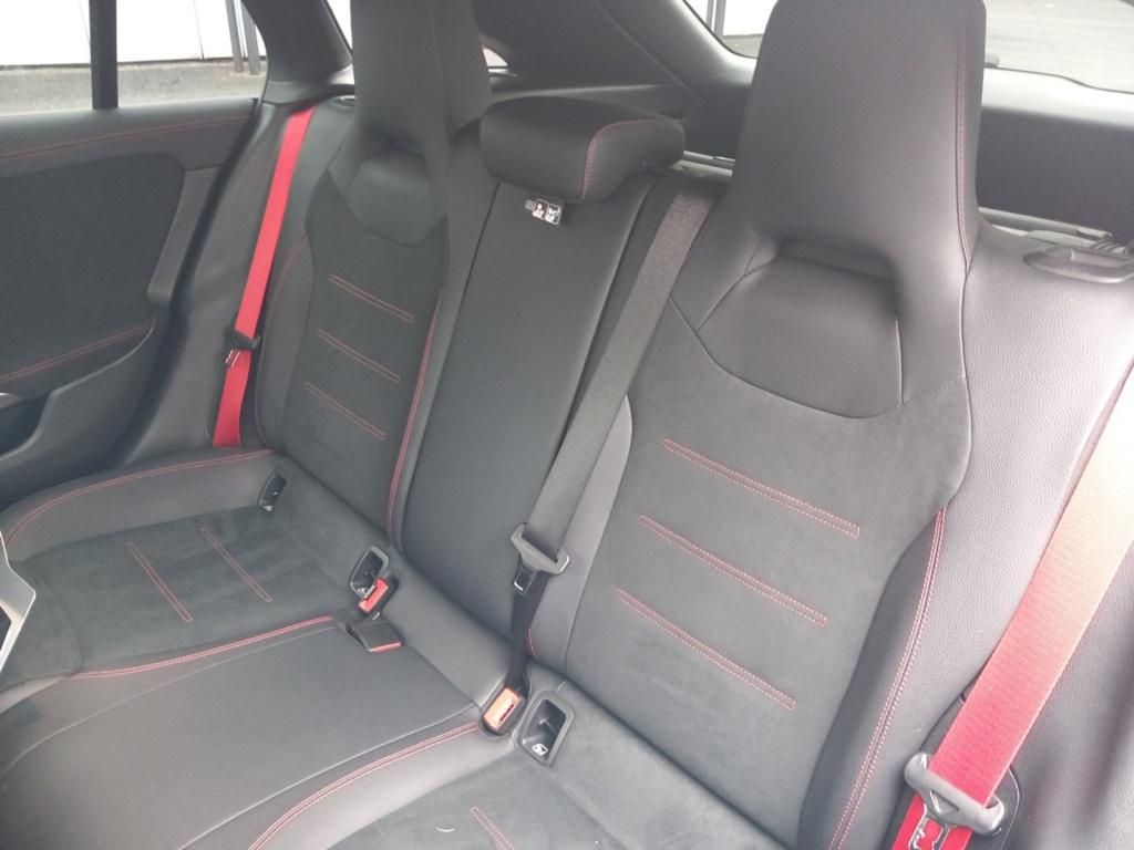 Fahrzeugabbildung Mercedes-Benz AMG CLA 45 4MATIC+ Shooting Brake Navi*Pano*SD