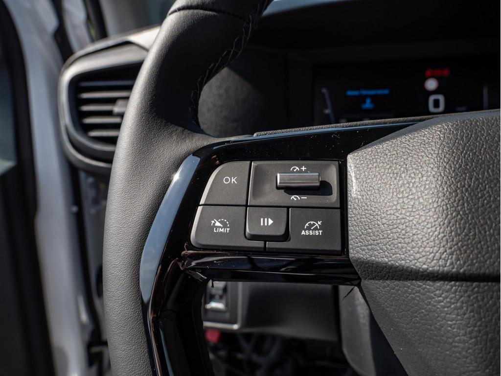Peugeot Expert DOKA Kasten 2.0 Lang 140 SHZ LENKRADHZ.