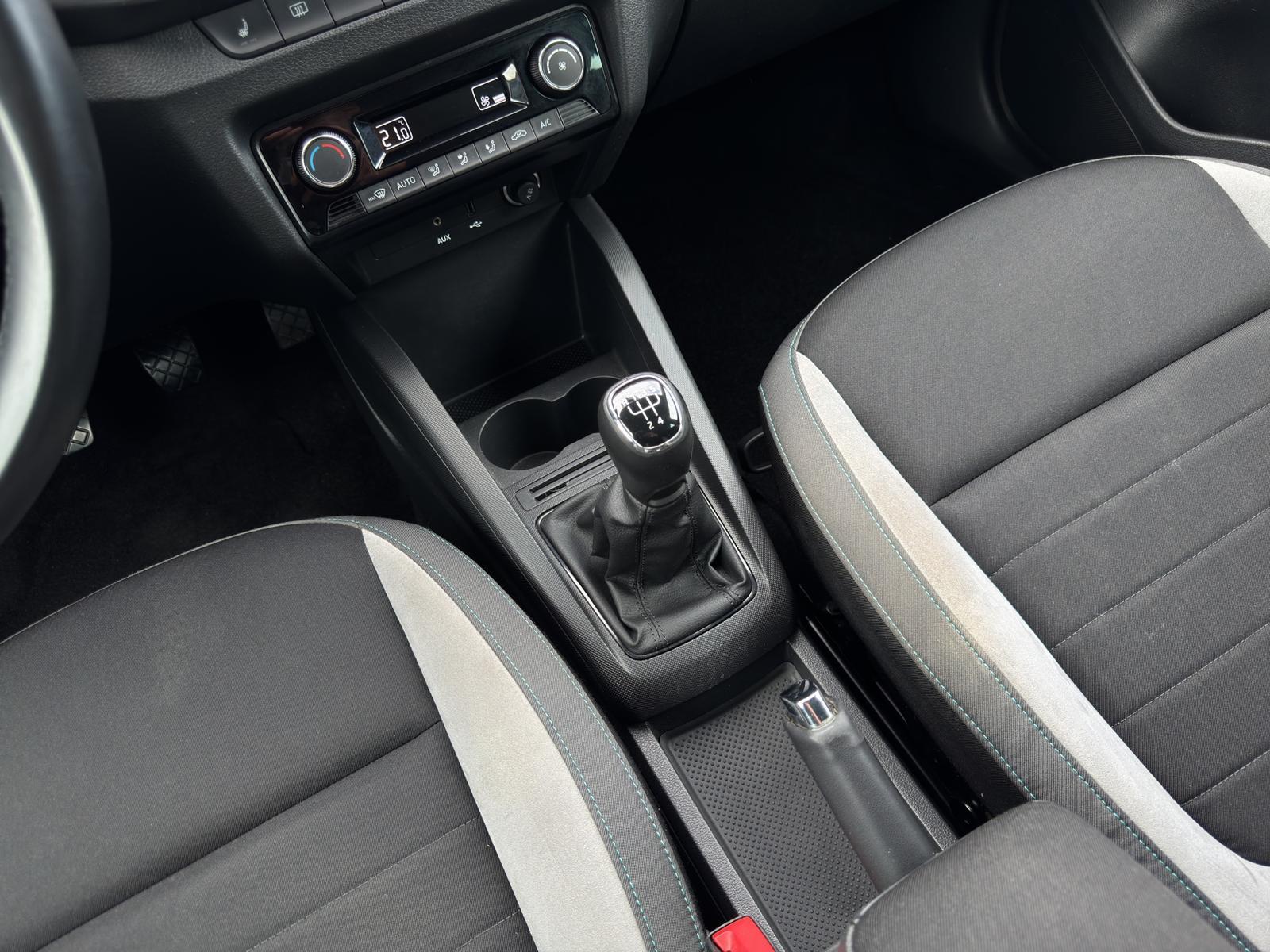 Skoda Fabia Combi 1.2TSI Tempomat PDC Alu16 Sitzhz DAB