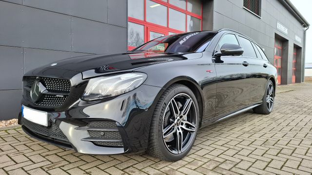 Mercedes-Benz E 53 AMG Vollausstattung Burm. HUP Night Pano