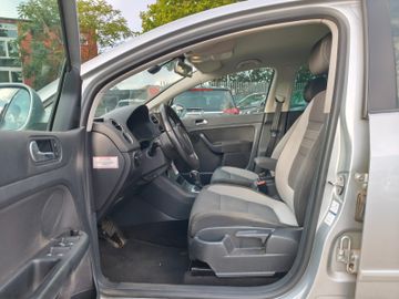Volkswagen Golf - 9