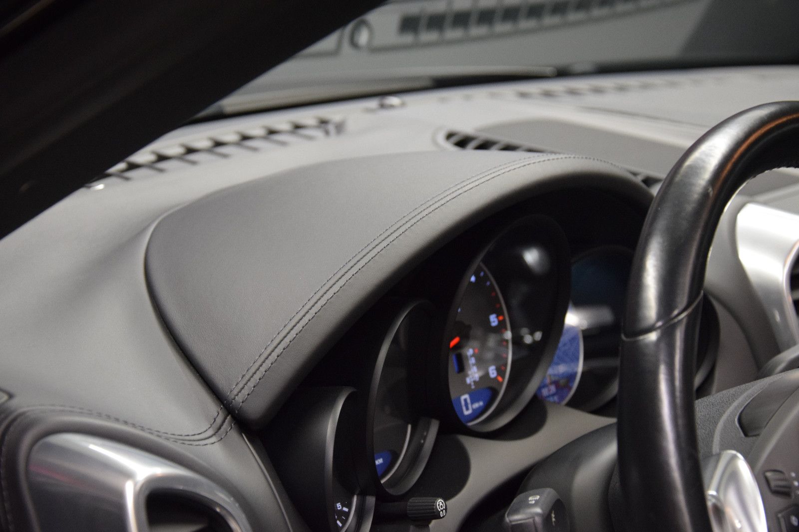 Fahrzeugabbildung Porsche Cayenne S V8 Diesel Leder Pano Bose Kamera 21"