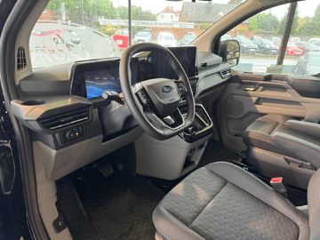 Ford Tourneo Custom 320 L1 Titanium FWD