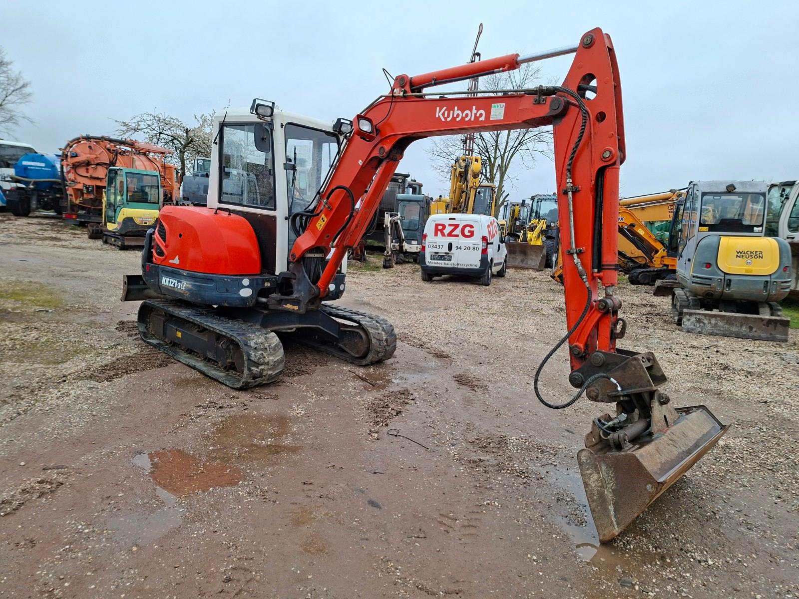 Kubota KX121-3