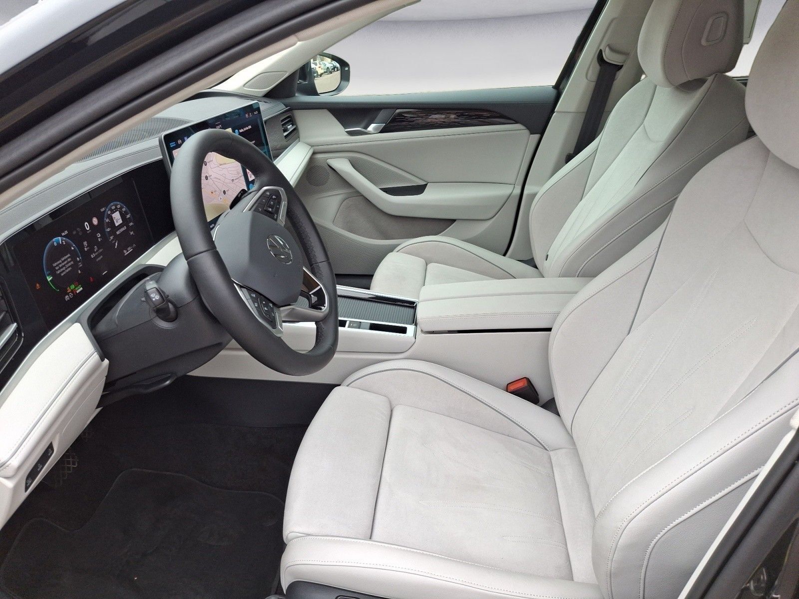 Volkswagen Passat Variant - Bild 8