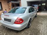 Mercedes-Benz E 220 CDI CLASSIC Classic - Mercedes-Benz E 220 aus 2005: Cdi