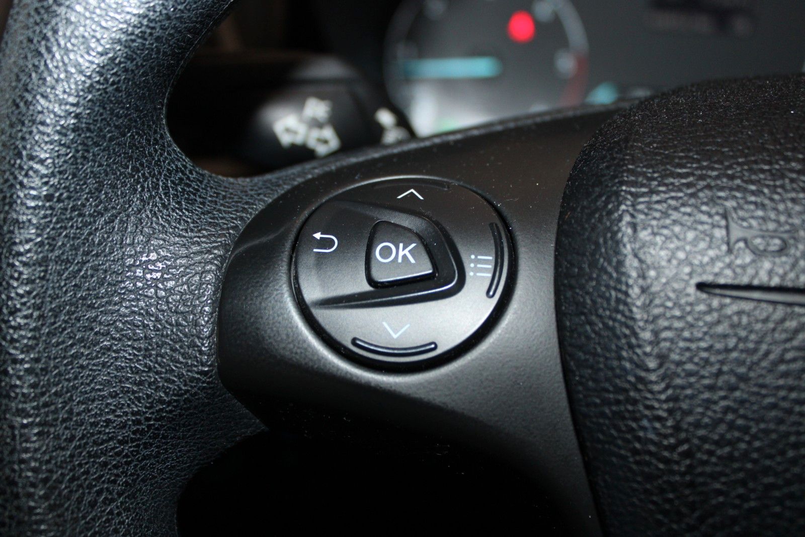 Fahrzeugabbildung Ford Transit Connect Kasten 3-Sitzer + Dachträger uvm