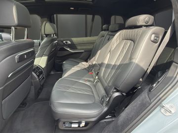 BMW X7 - 12