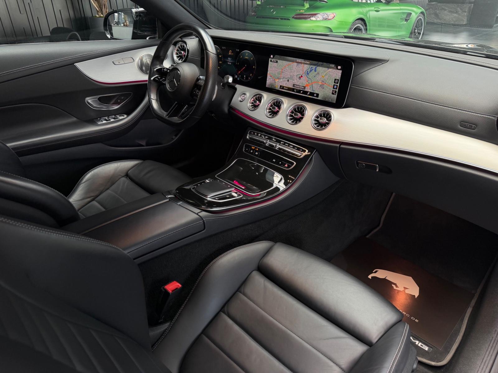 Mercedes-Benz E 220 d Coupe AMG LINE/NIGHT/LED/TOTW/WIDESCREEN