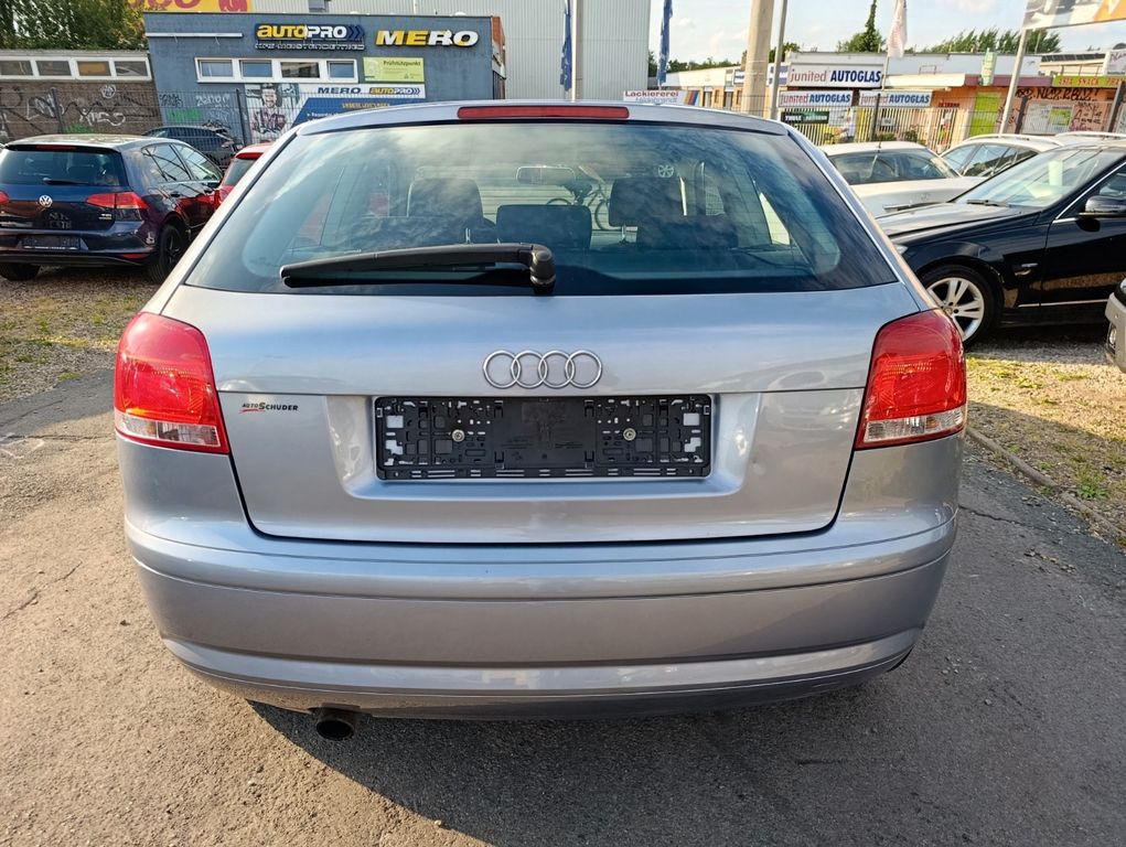 Audi A3 1.6 Attraction*KLIMA*NUR 150TKM*ALUS*ISOFIX*