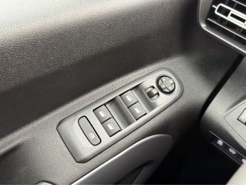 Citroën Berlingo M Benzin 110 30 Jahre Winterp.