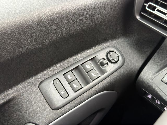Citroën Berlingo 30 Jahre M Benzin 110 Winterp.