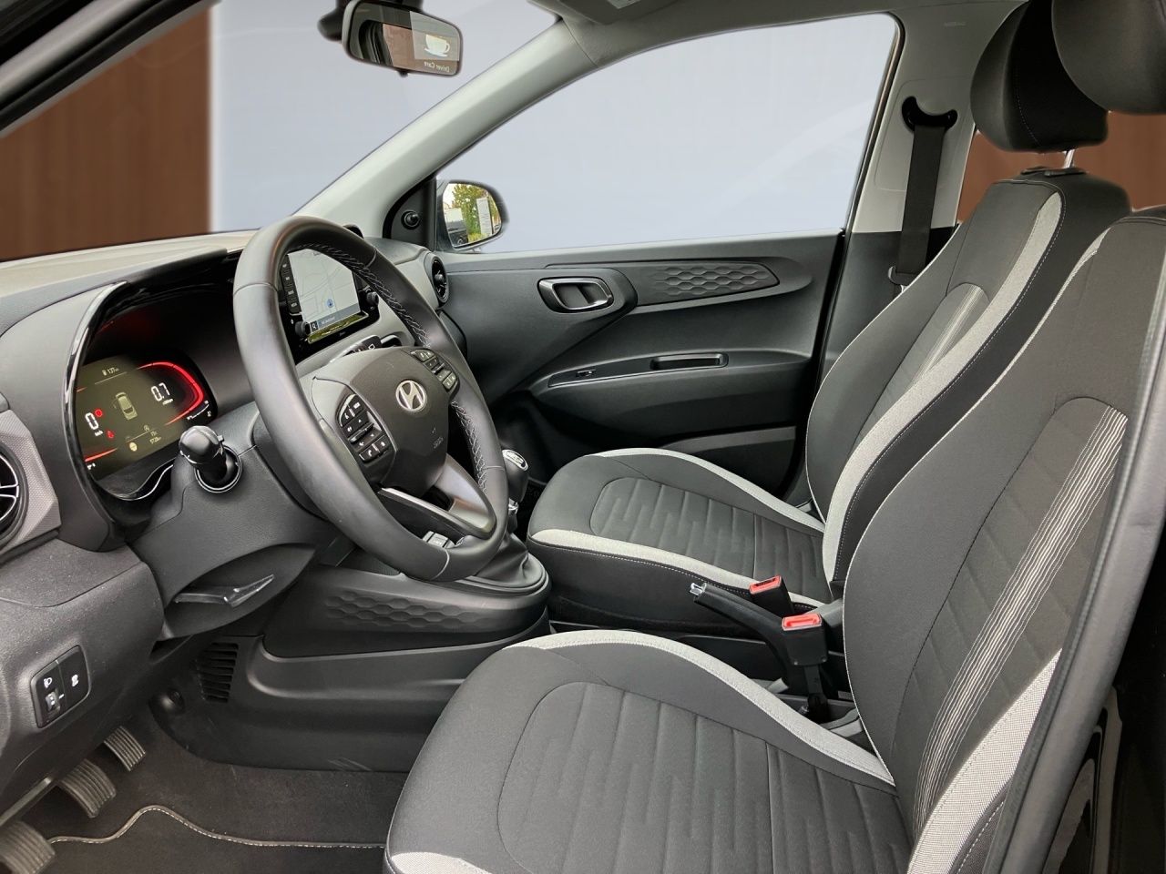 Fahrzeugabbildung Hyundai i10 SELECT Fernlichtass. Kam. Navi PDC SpurH